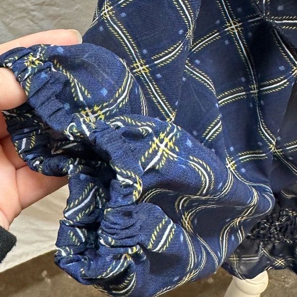 Ashley Stewart Blue and Yellow Sheer Long Sleeve Blouse Size 26/28 - Picture 7 of 12